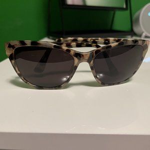 Guess Tortoise shell sunglasses